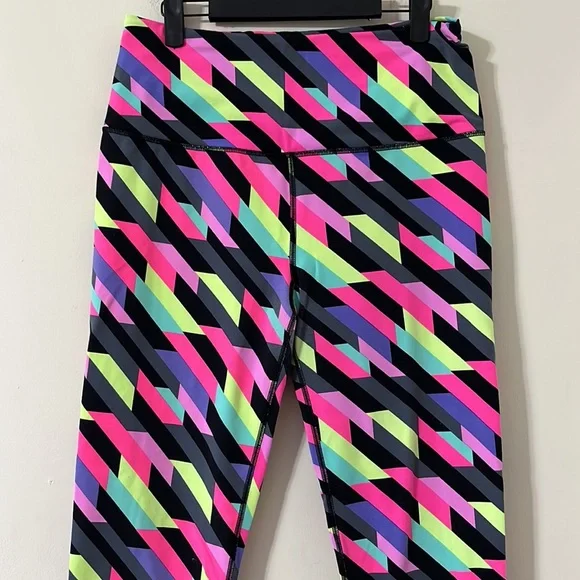 Victoria’s Secret Sport Knockout Neon Geometric Pattern High Rise Leggings - Picture 2 of 7